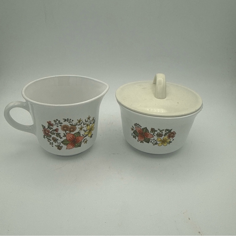 VTG Corelle Indian Summer Creamer And Lidded Sugar Bowl Retired READ